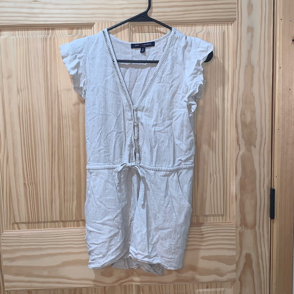 One Clothing Los Angeles beige linen blend romper shortall size S